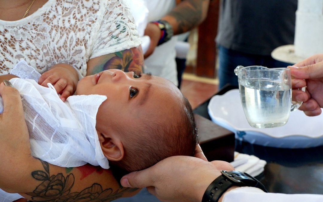 El Bautismo de los niños: Una tradición apostólica desde el comienzo de la Iglesia