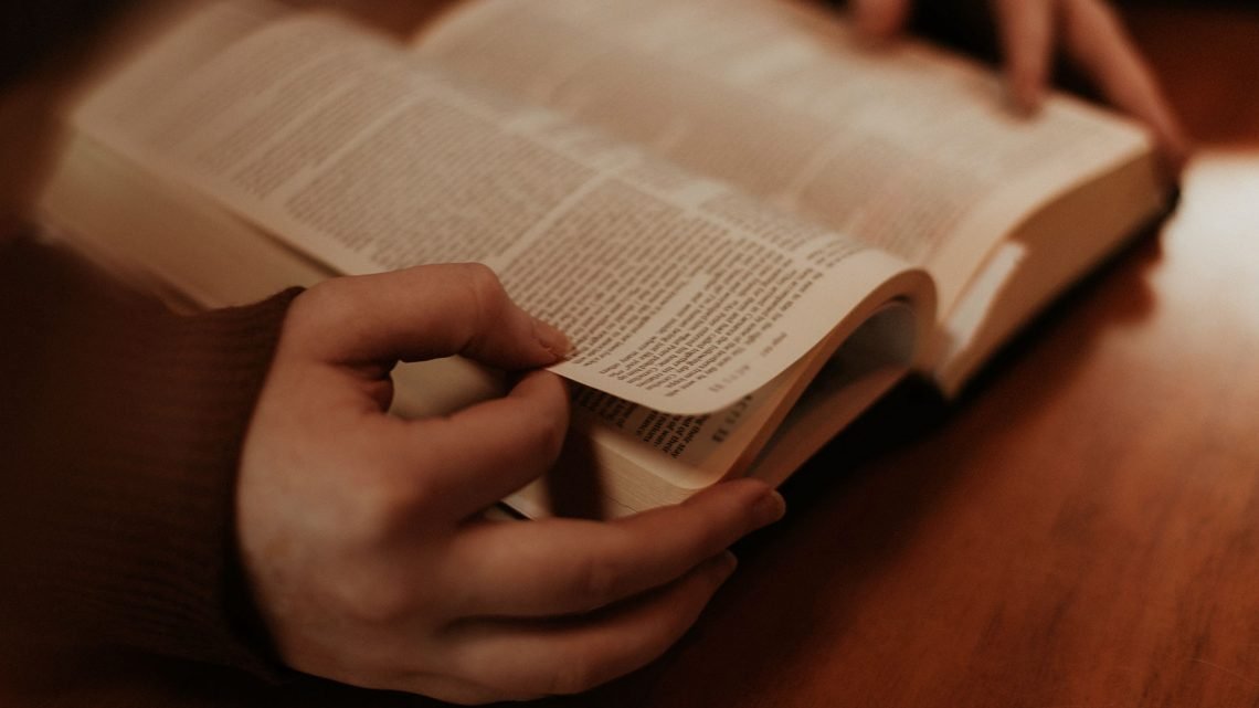 Decálogo del creyente ante la Biblia